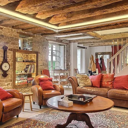 Manoir Du Bourg B&B Saint-Hélen