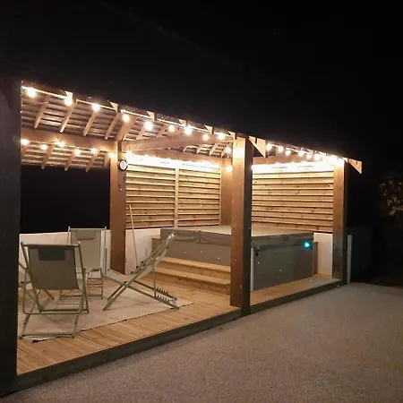B&B Manoir Du Bourg *