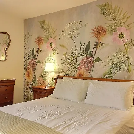 Manoir Du Bourg B&B *