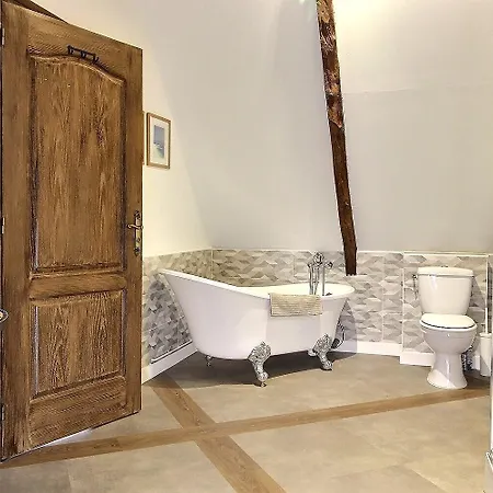 Manoir Du Bourg B&B